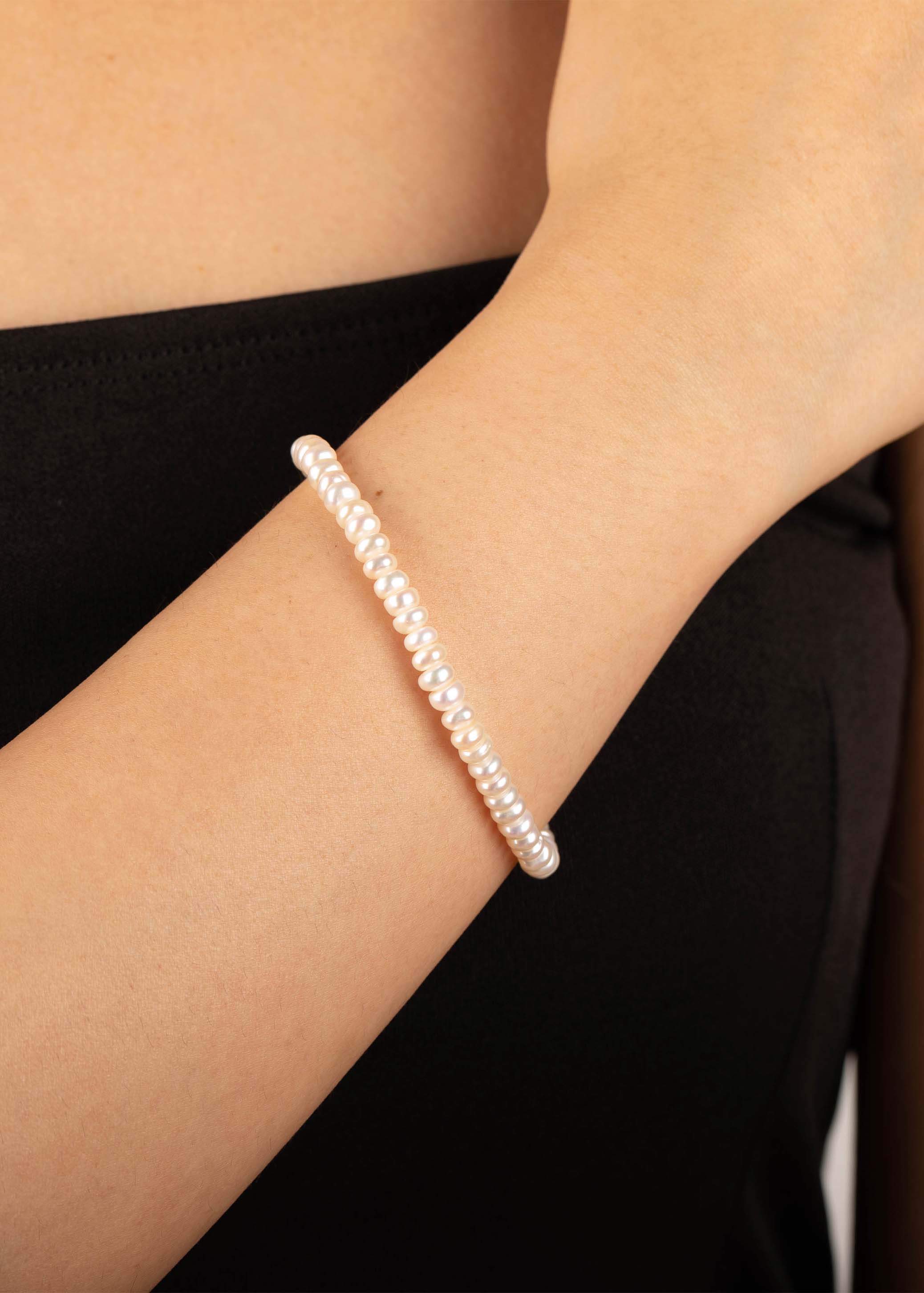 Moonlit Pearl Bracelet