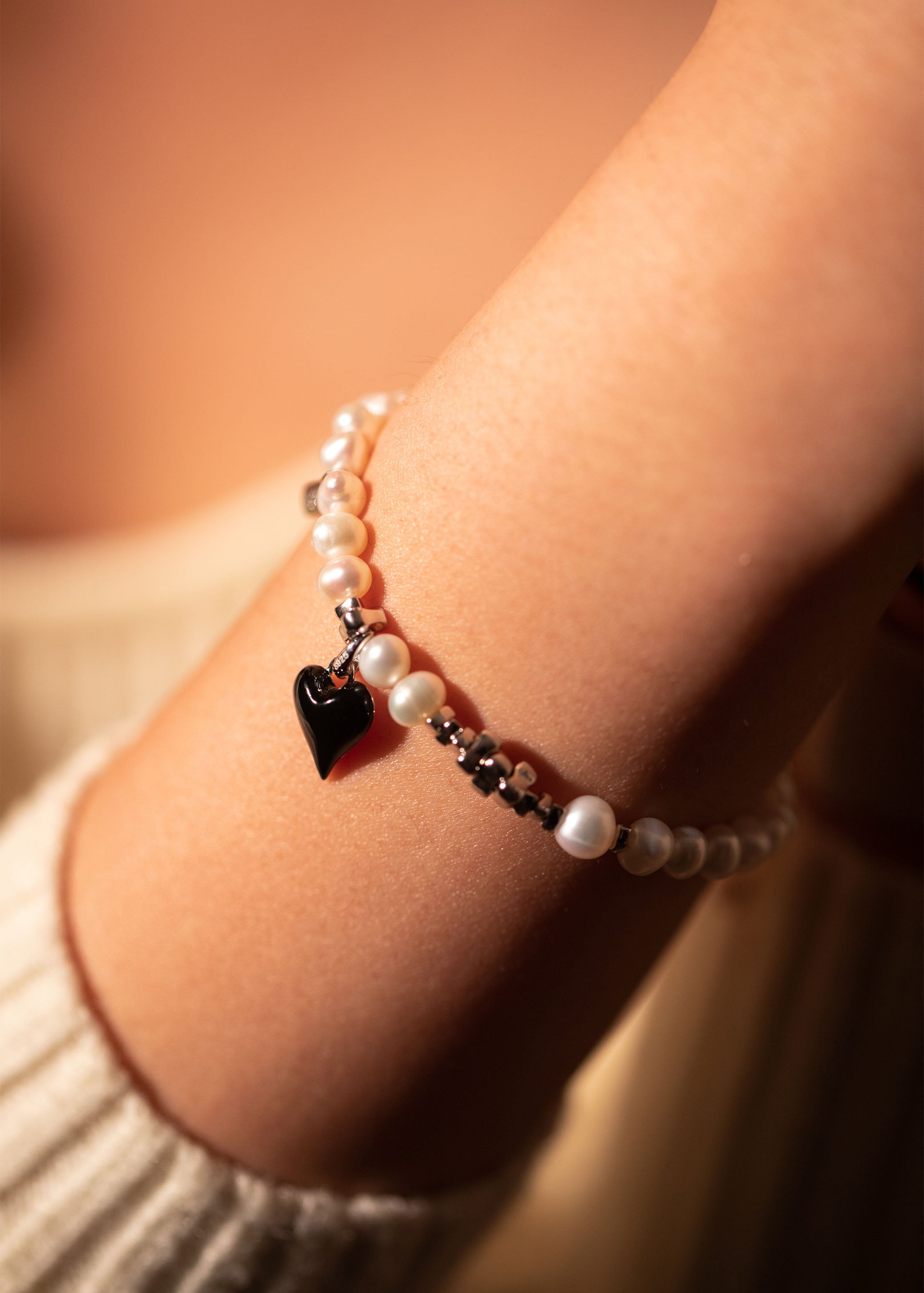 Eternal Pearl Keeper Bracelet