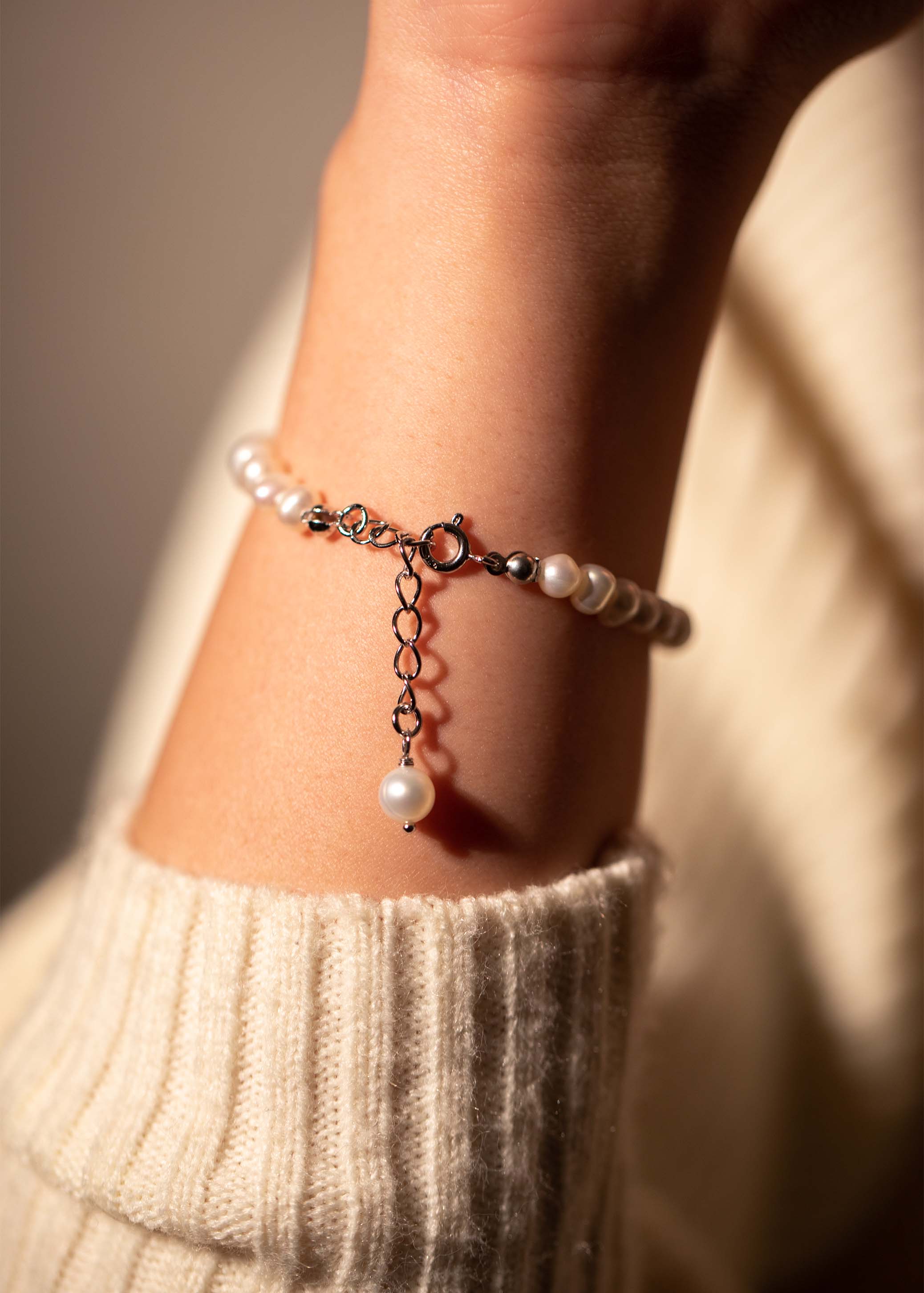 Eternal Pearl Keeper Bracelet