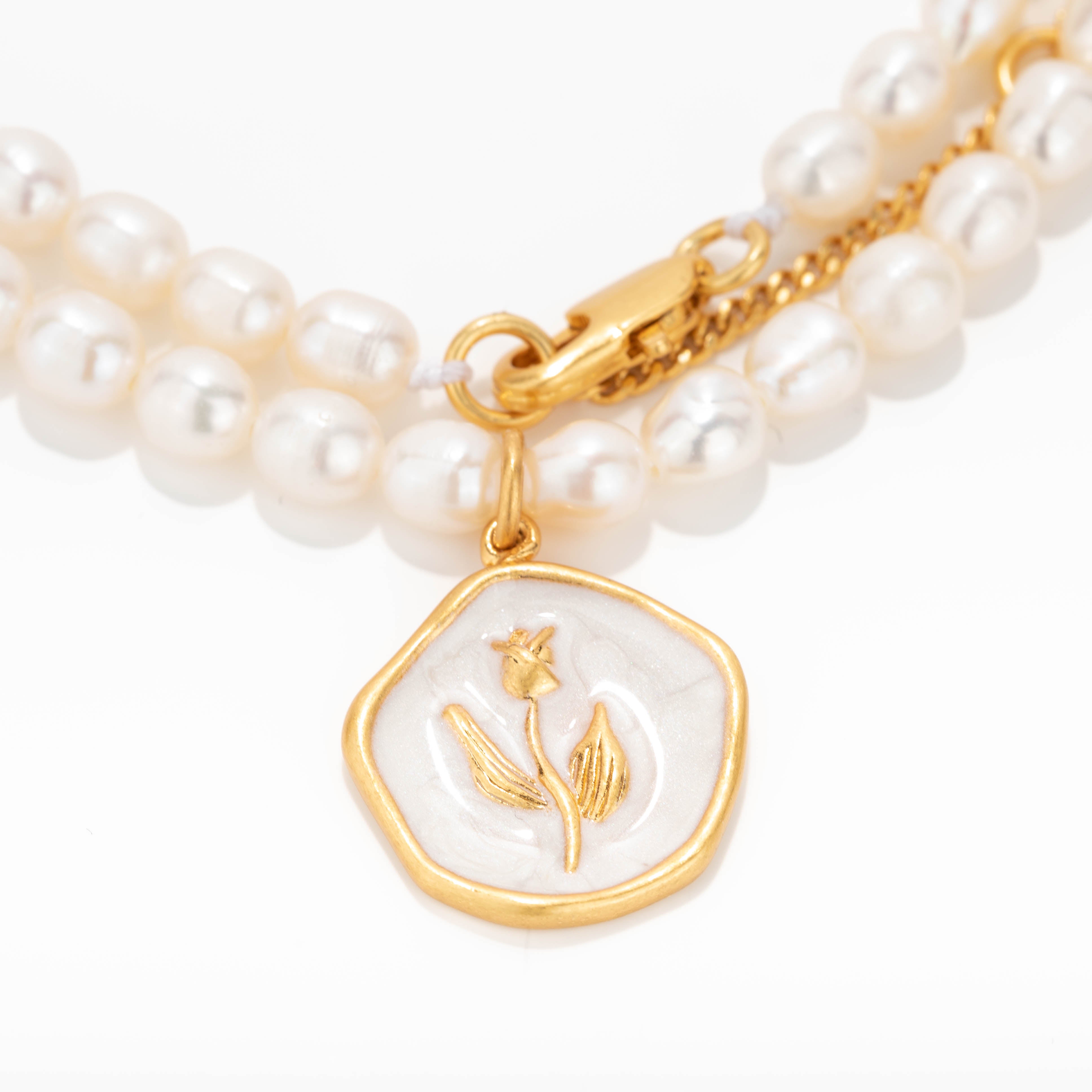 Eternal Rose Pearl Necklace