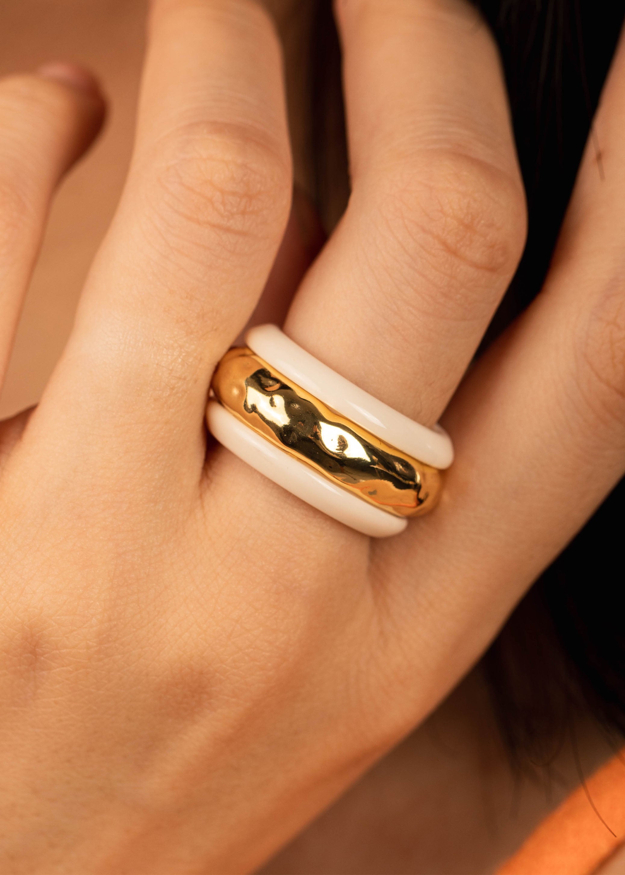 Gleaming Ribbon Ring